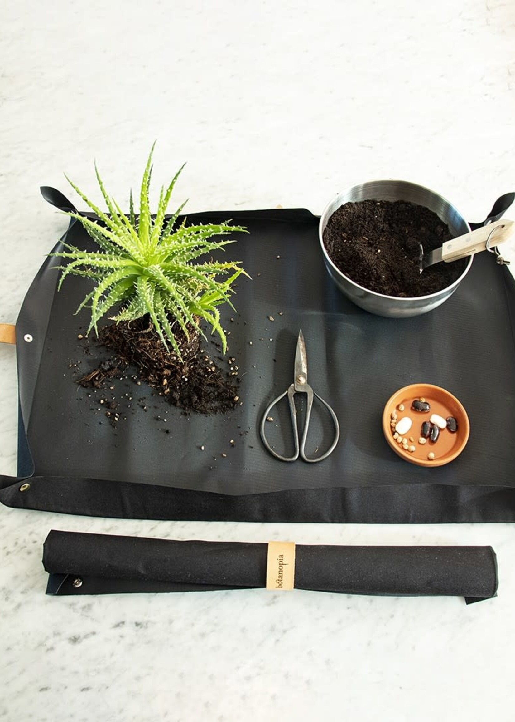 POTTING TARP for urban gardening
