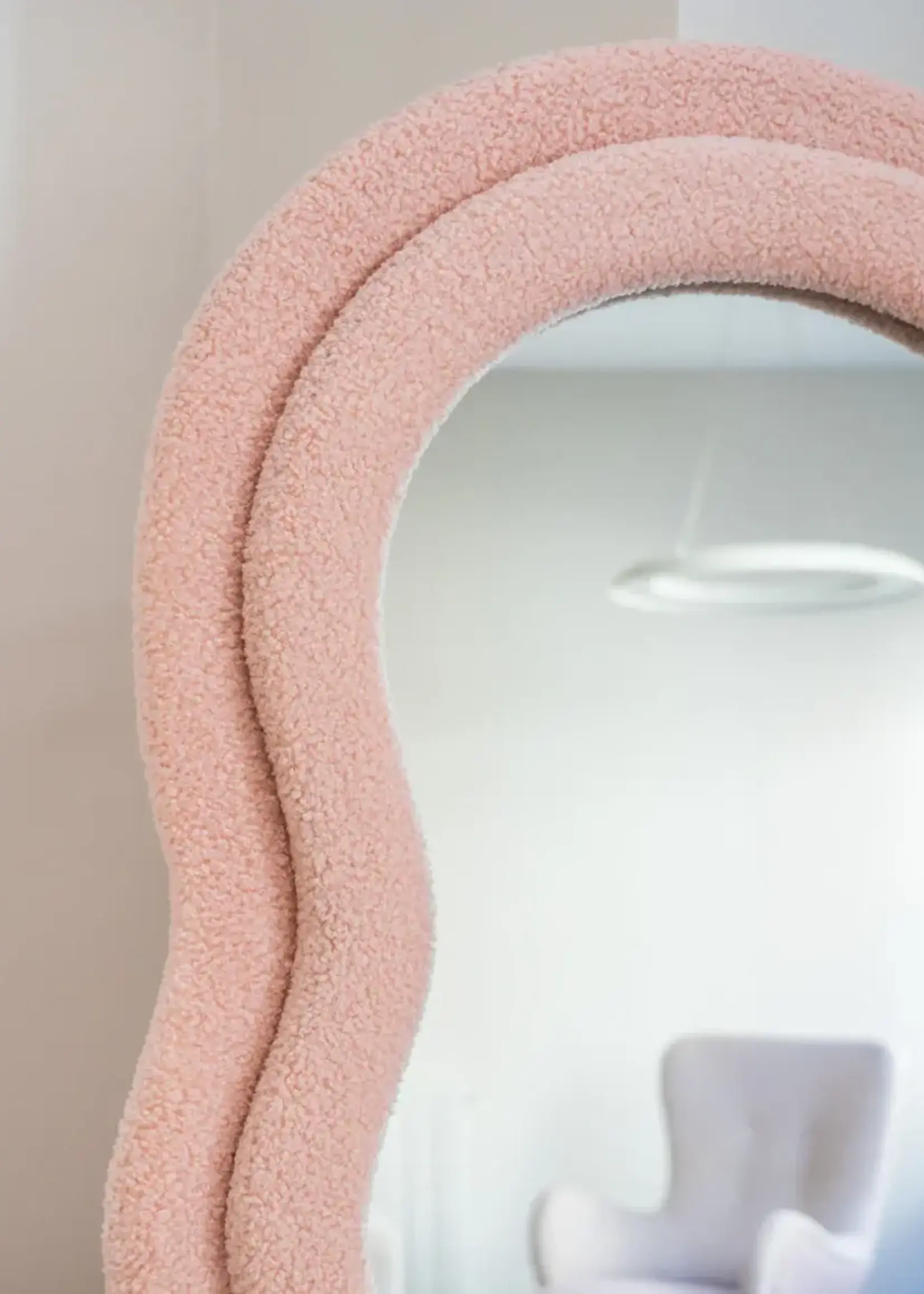 Flamingueo CHARLOTTE - Miroir ondulé, cadre en polaire