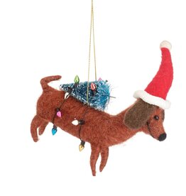 Sass & Belle KERSTBAL VILT - Teckel met kerstboom & verlichting