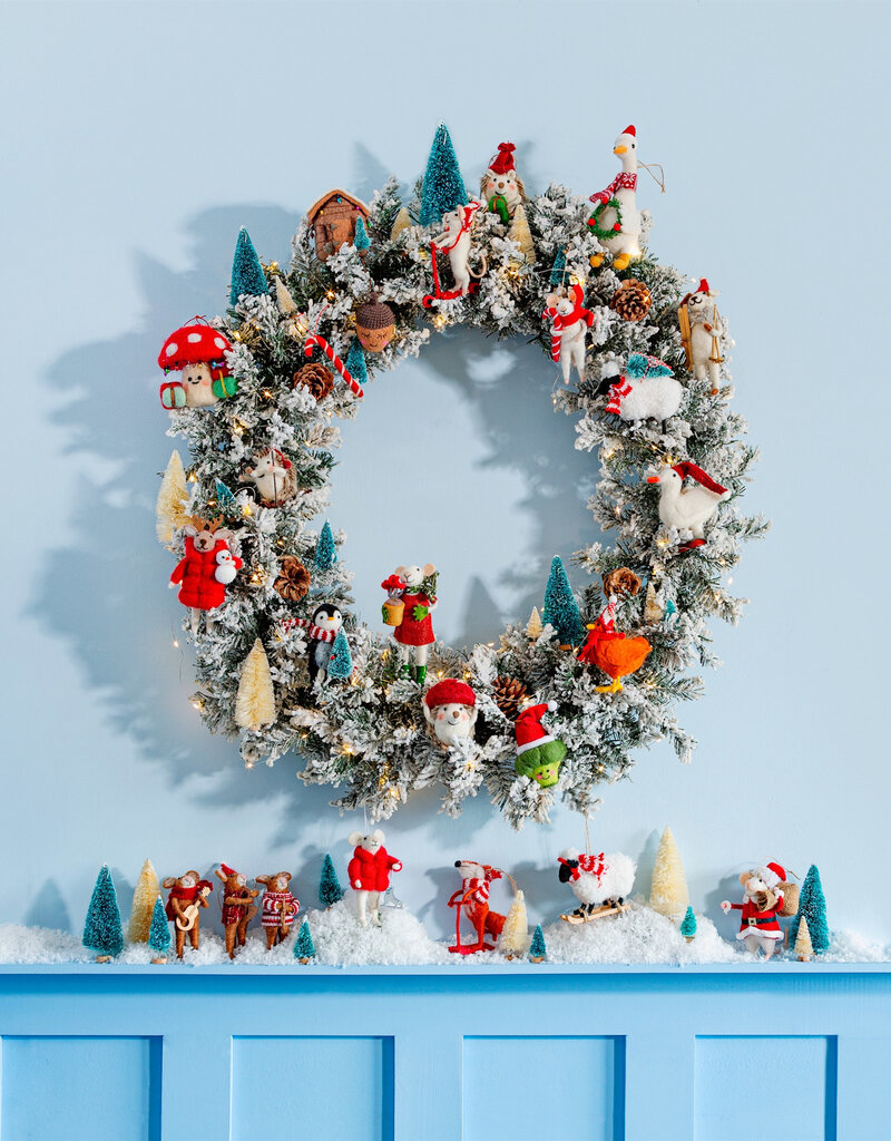 Sass & Belle FELT CHRISTMAS ORNAMENT – Charming sheep with mini Christmas tree