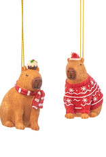 Sass & Belle BOULE DE NOËL EN FEUTRE – Capybara avec bonnet d’hiver