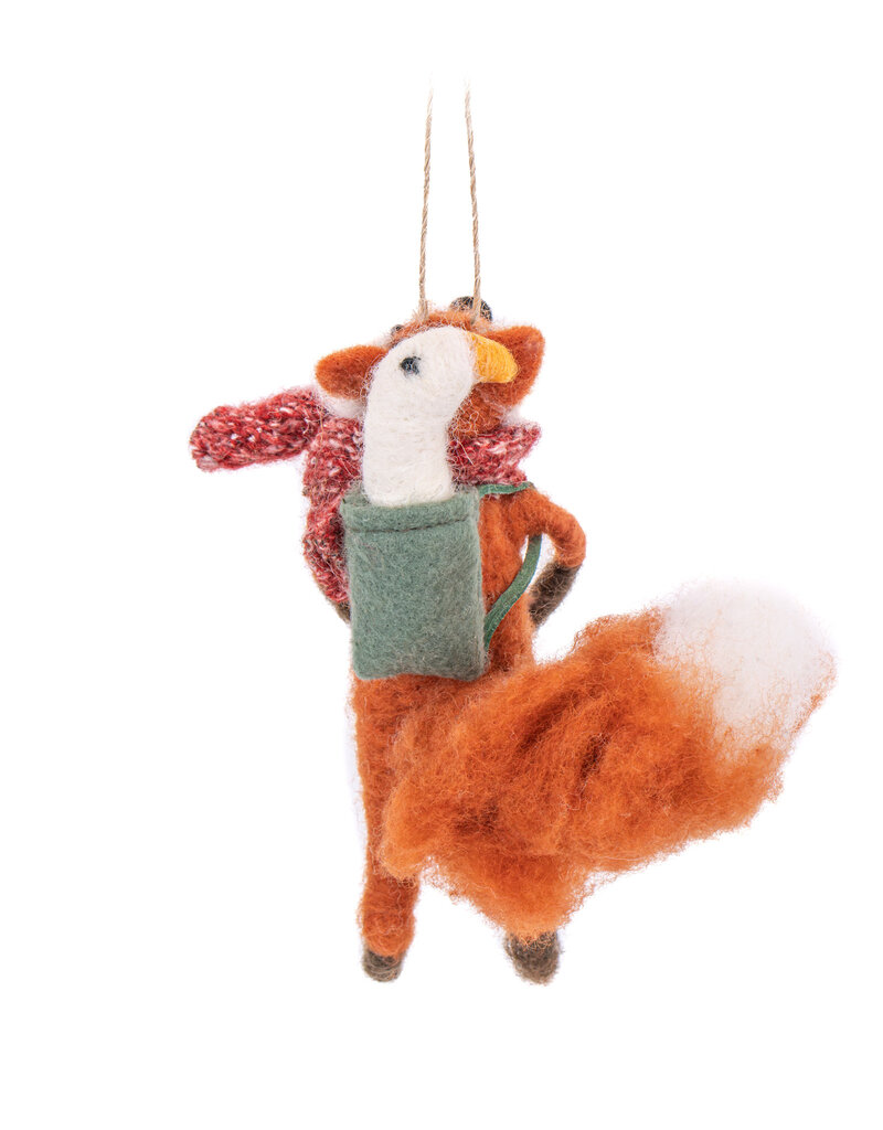 Sass & Belle VILTEN HANGDECORATIE| Vosje met eend in rugzak