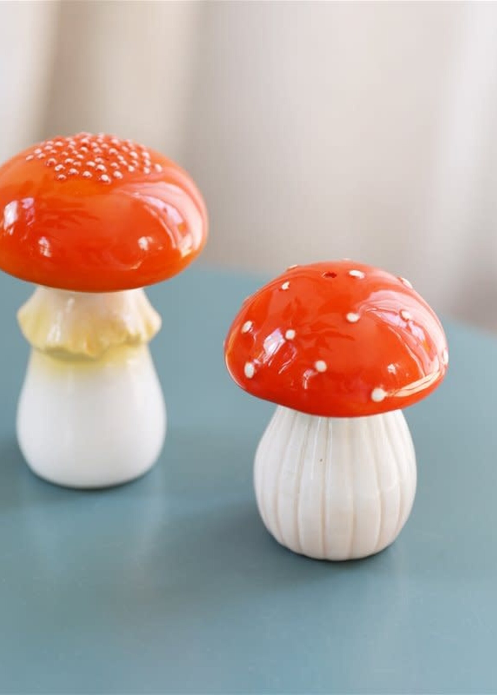 &klevering Salière et poivrière en porcelaine en forme de champignons rouges