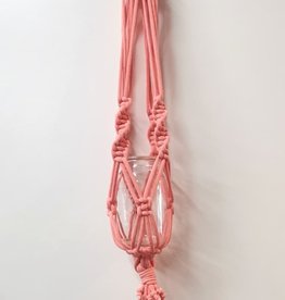 Roos met Witte Stippen Macramé plantenhanger - kleur koraal - 100% katoen