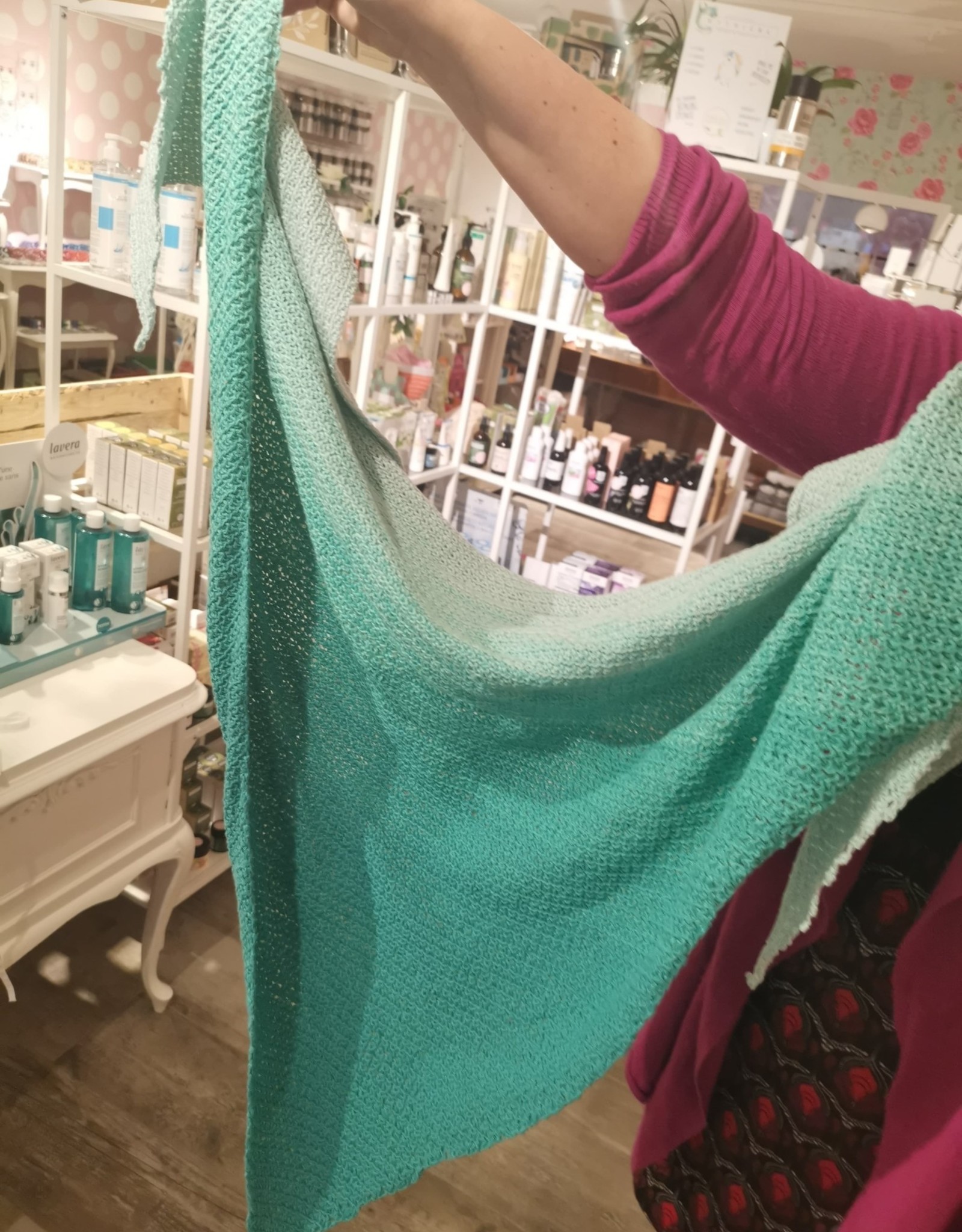 Roos met Witte Stippen Homemade sjaal punt turquoise 100% katoen