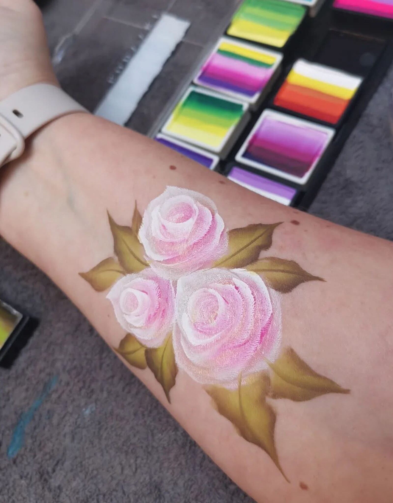 Roos met Witte Stippen Workshop 19 juni -  Onestroke Flowers