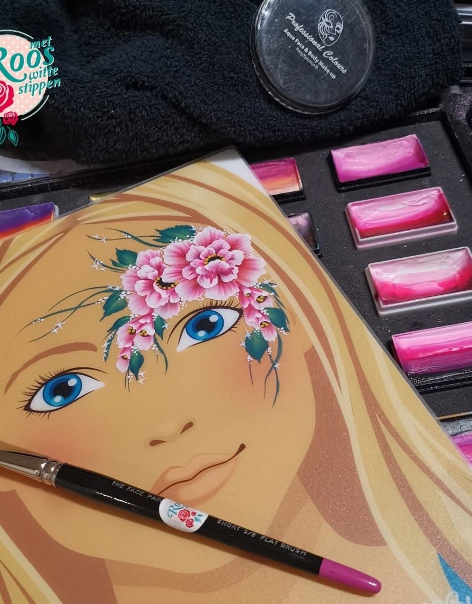 Roos met Witte Stippen Workshop 19 juni -  Onestroke Flowers