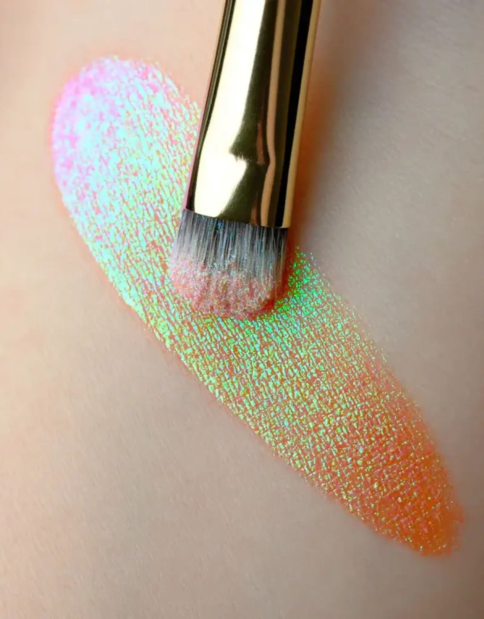 karla cosmetics Busy Bee Opal Moonstone Multichrome Loose Eyeshadow