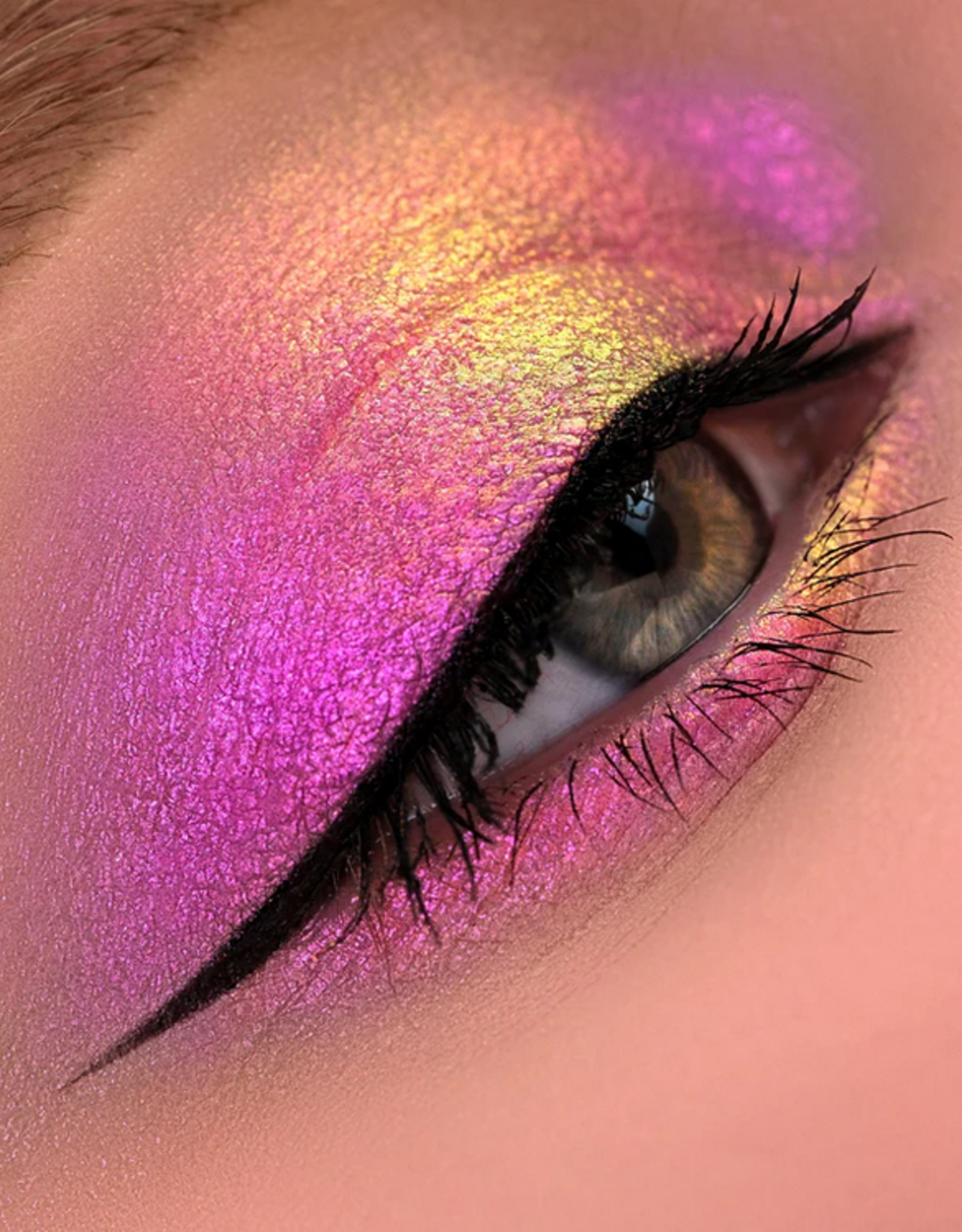 karla cosmetics Cutie Pie Opal Moonstone Loose Eyeshadow 1g