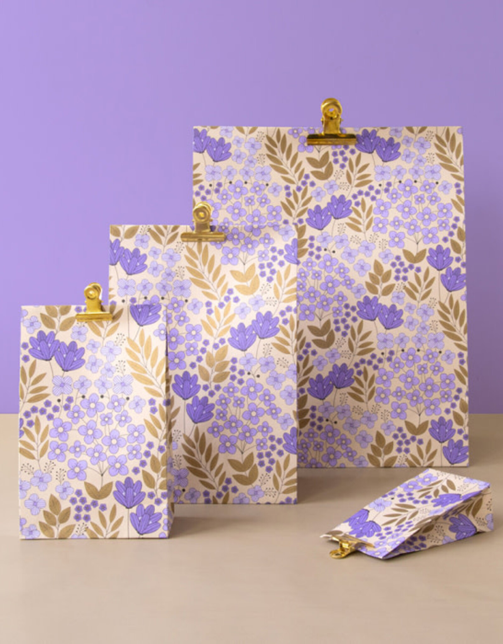 House of Products Blokbodemzak - Flower Field Lilac - 27 x 15 x 34 cm - per stuk