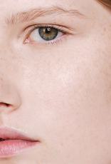 Madara organic skincare THE CONCEALER Luminous Perfecting Concealer: Vanille 15 -  4ml