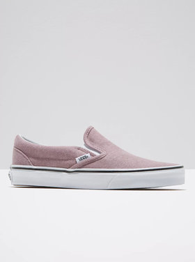 Vans Classic Slip-On in Elderberry/True White