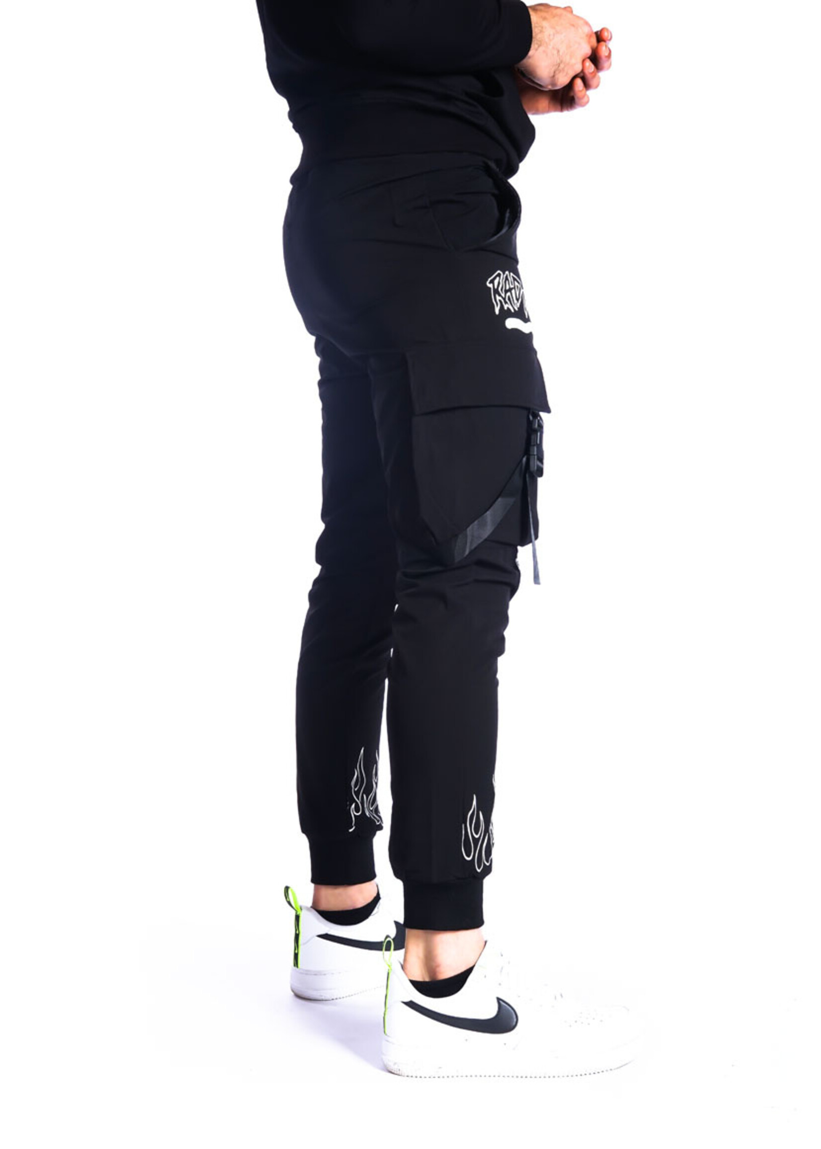 Cargobroek Street lifesyle BLACK