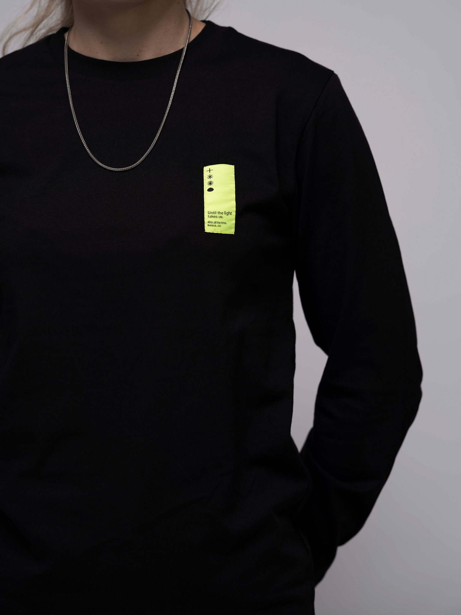 Bataia Until the Light Takes us - Longsleeve