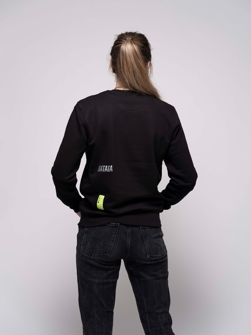 Bataia Until the Light Takes us - Sweater - Zwart