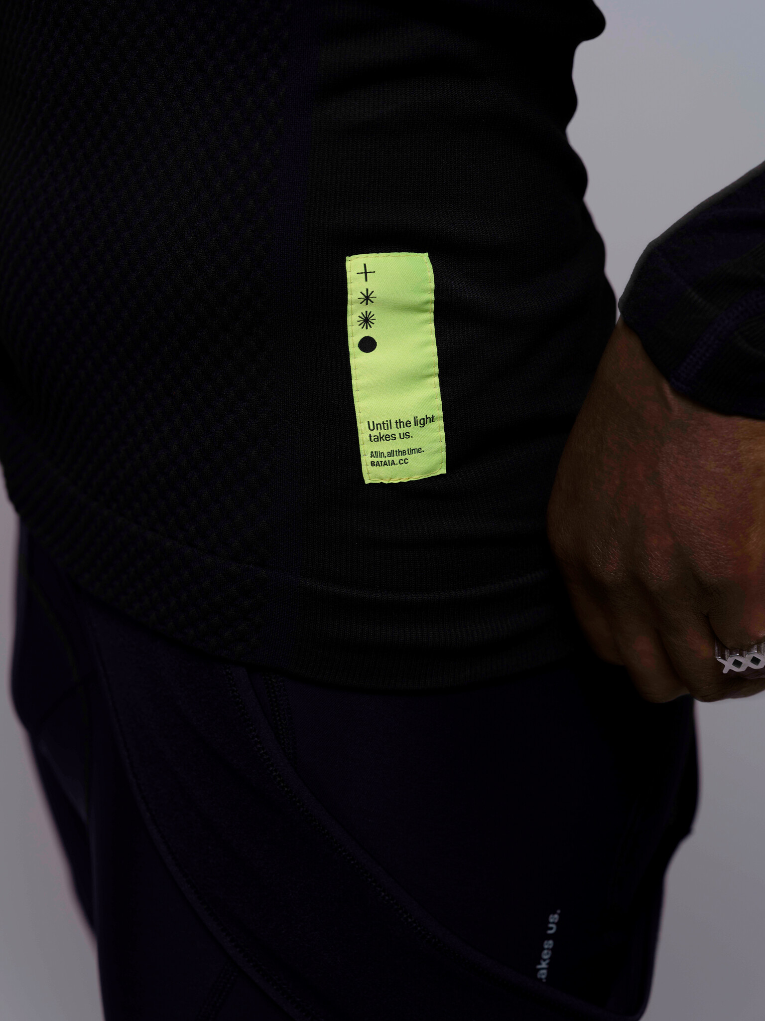 Bataia Until the Light Takes us - Thermal Baselayer LS - Black