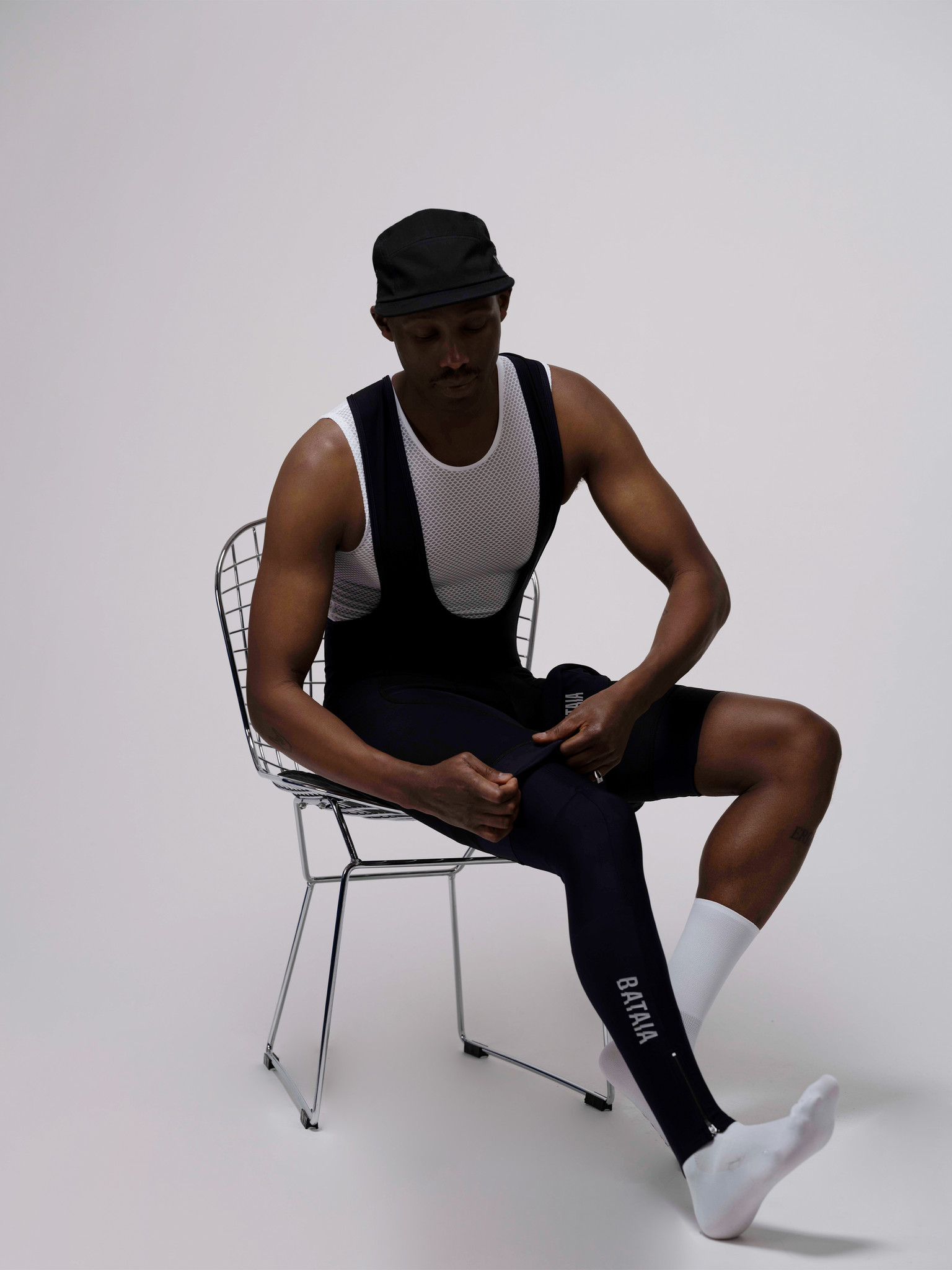 Bataia Until the Light Takes us - Leg Warmers