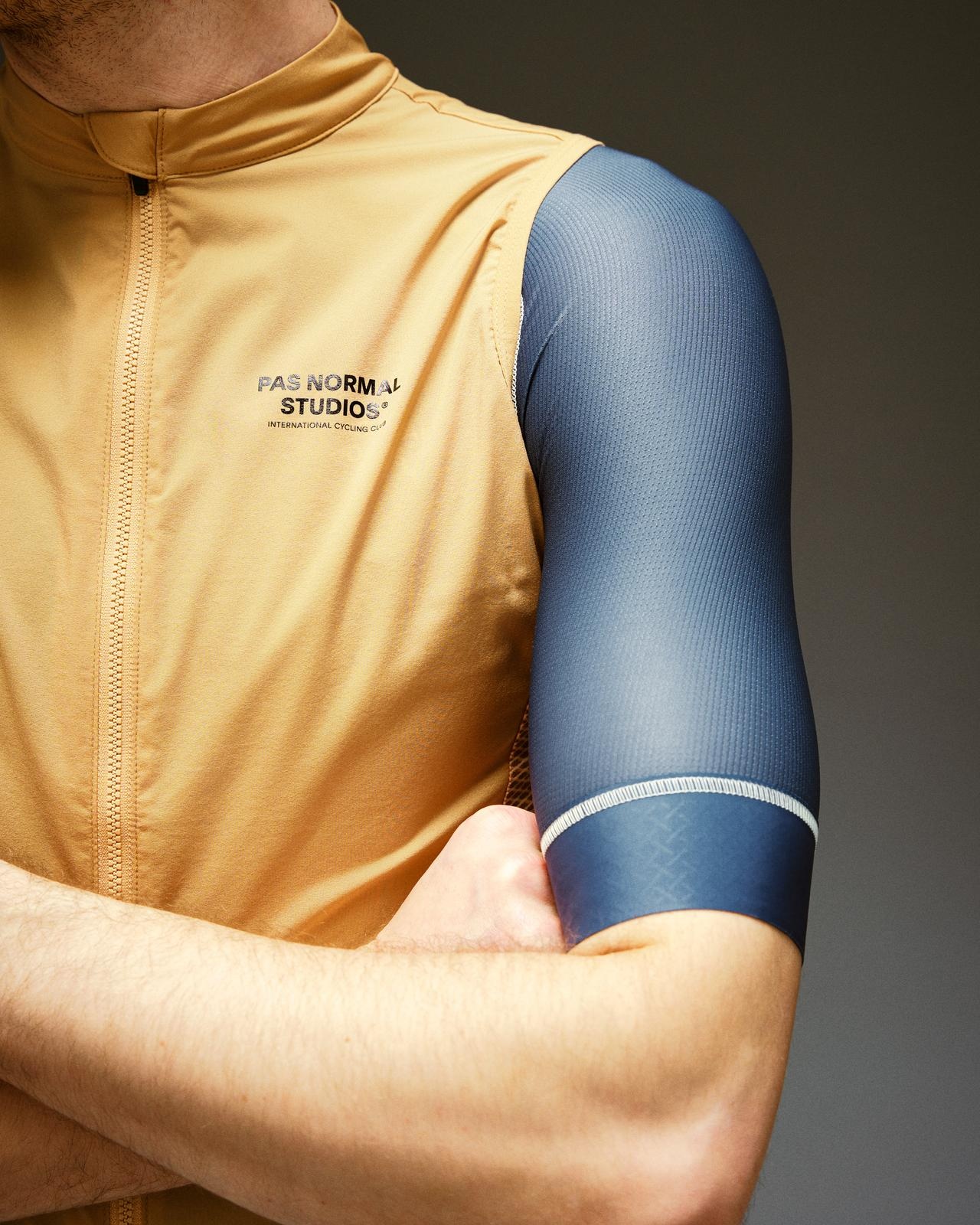 Pas Normal Studios Mechanism Stow Away Gilet - Camel