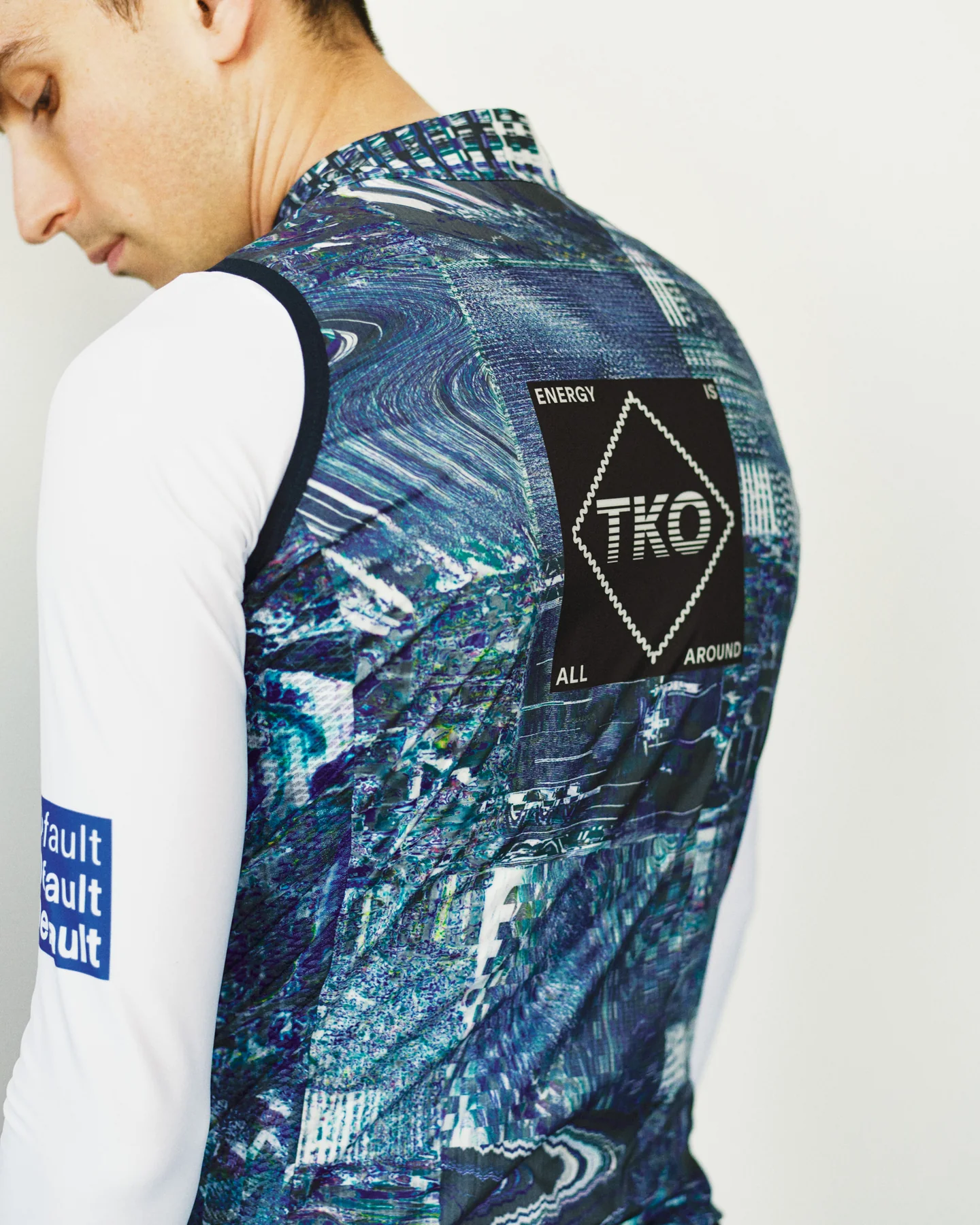 Pas Normal Studios T.K.O. Mechanism Stow Away Gilet - Human Error Blue