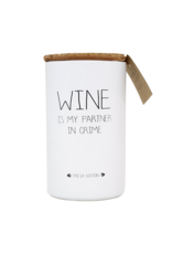 My flame Lifestyle SOJAKAARS – WINE IS MY PARTNER IN CRIME – GEUR: FRESH COTTON