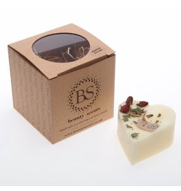 Beauty Scents geurkaarsen Soja geurkaars in hartvorm | met rozen knoppen | Beauty Scents