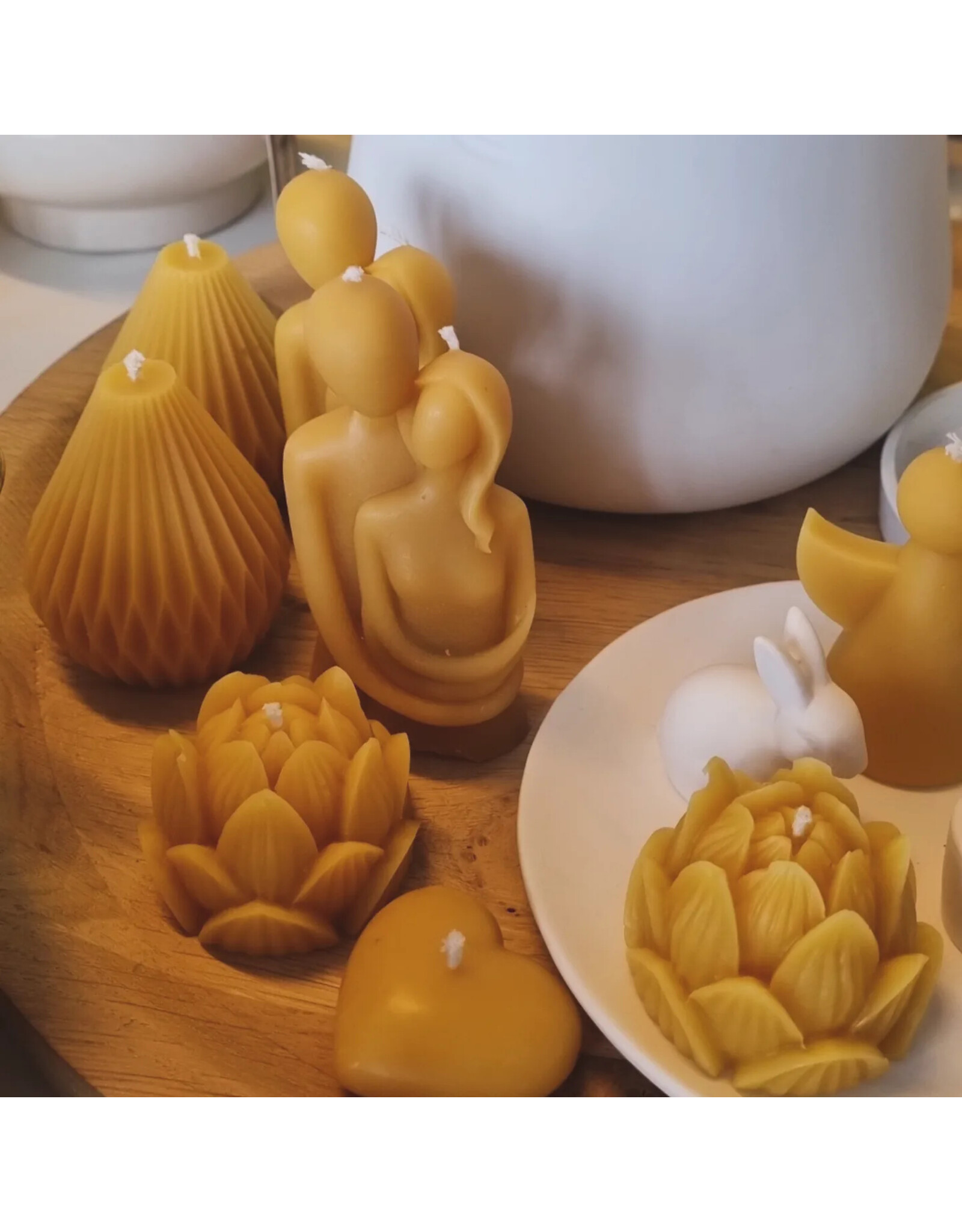 Figuurkaars | Lotus | Bijenwas | Swolsche Imker