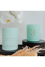 Geurkaars met edelsteen  | Aquamarijn | Relaxation | Soul Collectie | ExclusJess Geurkaars met edelsteen  | Aquamarijn | Relaxation | Soul Collectie | ExclusJess