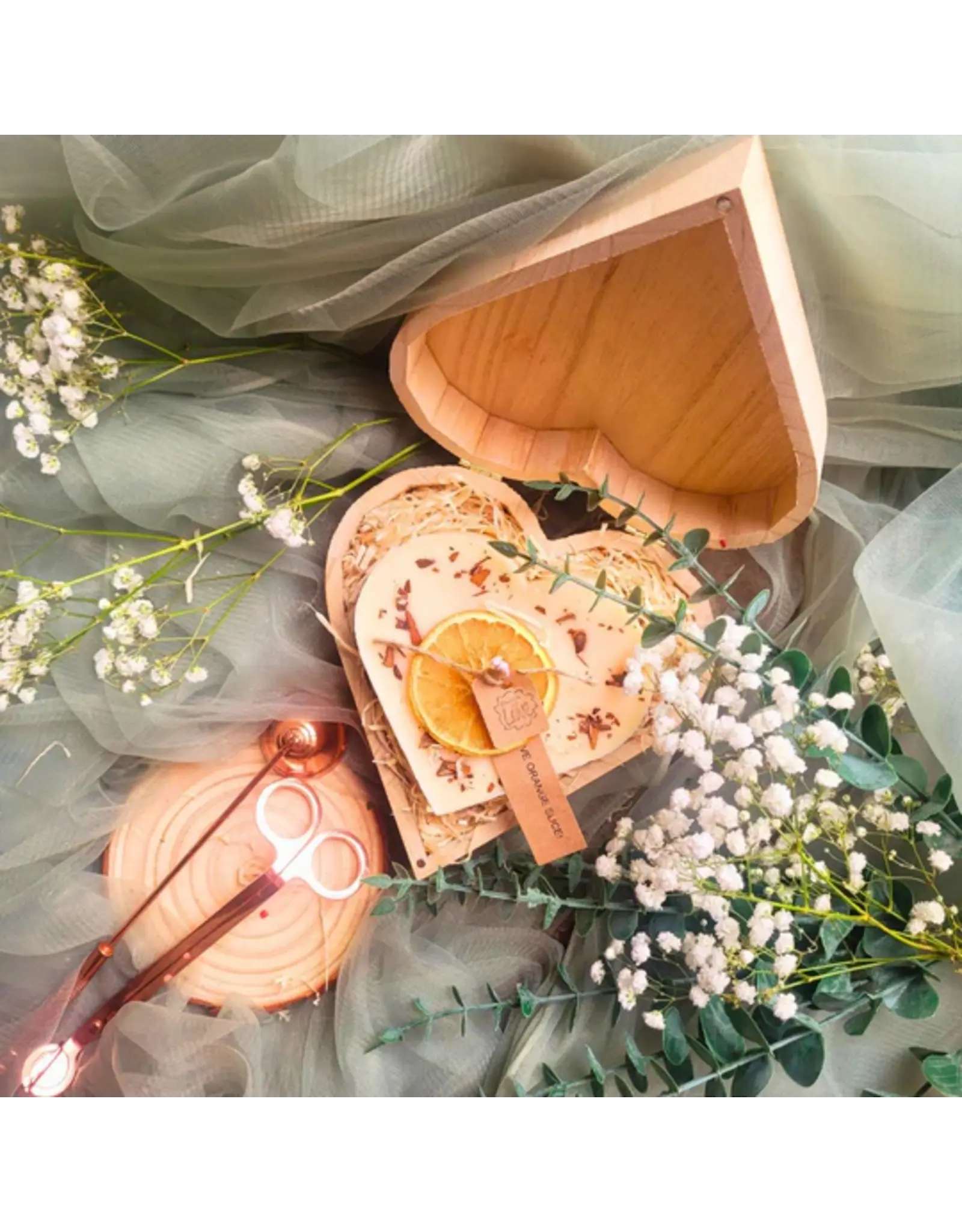 Beauty Scents geurkaarsen  Cadeaubox hart | Orange & Cinnamon | Beauty Scents