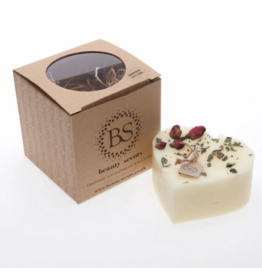 Beauty Scents geurkaarsen Soja geurkaars in hartvorm L | met rozen knoppen | Beauty Scents