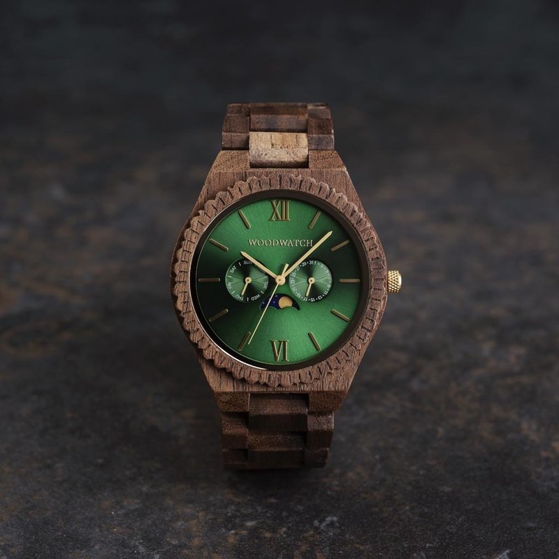This premium designed watch with moon phase, combines unique walnut wood type with a luxurious stainless steel dial and backplate. At the heart of the timepiece comes an all new multi-function movement that includes two extra subdials featuring a week and