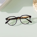 Filter out harmful excess blue light which can cause eye strain, headaches and poor sleep. The Reveler "Black" features a sleek geometric black frame and is composed of durable Italian Mazzucchelli bio-acetate with hand-finished natural rosewood temples a