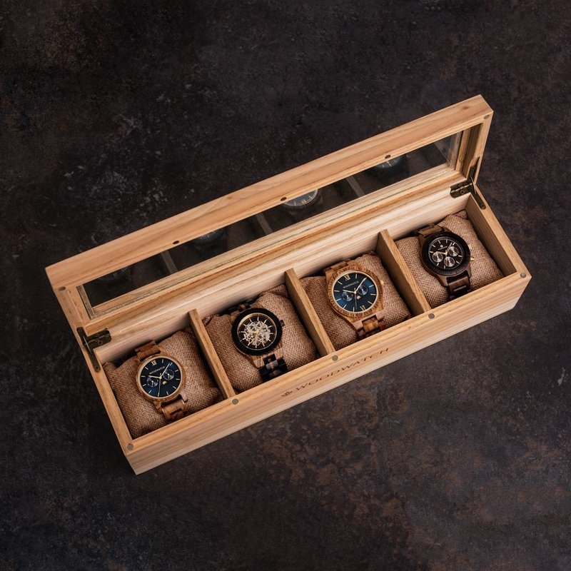 Essential WoodWatch Collector's case made of Catalpa wood. With a top glass display to showcase your collection, the case fits up to four of your favourite watches.