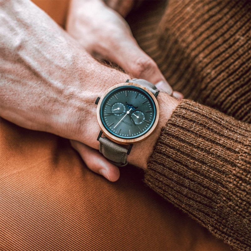 The ELEMENT Collection is comprised of four unique designs in the WoodWatch range, showcasing a combination of 316 stainless steel and wood. The 41mm diameter Carbon Olive Grey watch features our characteristic moonphase movement and two subdials to displ