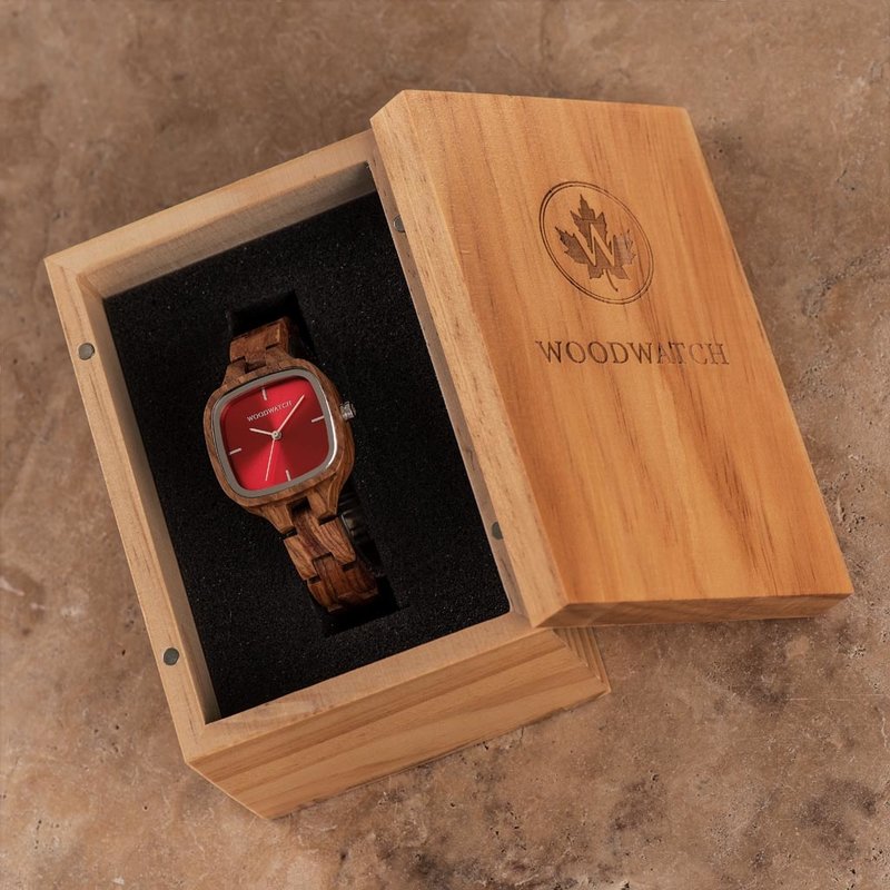 The CITY Vivid features a 30mm square case with a red dial. The watch band consists of natural kosso wood that has been hand-finished to perfection and to create our latest small-band design.