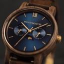 The CLASSIC Collection rethinks the aesthetic of a WoodWatch in a sophisticated way. The slim cases give a classy impression while featuring a unique a moonphase movement and two extra subdials featuring a week and month display. The CLASSIC Seafarer is m