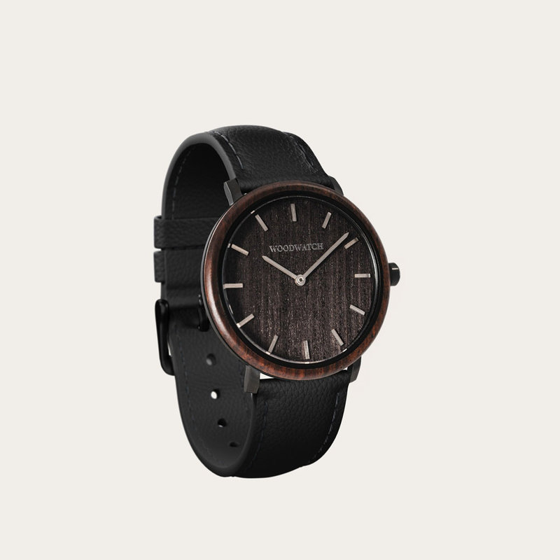 A renewed MINIMALl design with a timeless look that matches any occasion. Featuring a thin, black case, and leadwood bezel and dial. Comes with a new watch strap, designed from the ground up to perfectly match the minimal watch case in style and materials