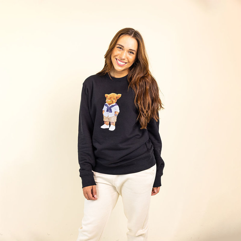 Soft unisex long-sleeved sweater with a round neck. Made of 85% organic cotton and 15% recycled polyester, featuring a full body Harvey print.