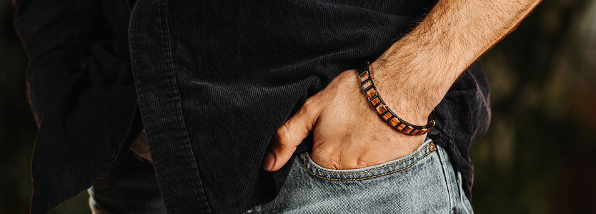 WOODEN BRACELETS THAT LOOK AND FEEL GOOD