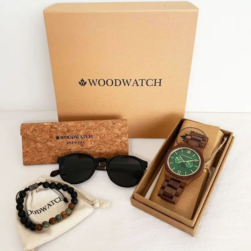 Make this holiday season unforgettable with the WoodWatch Holiday Gift Box.