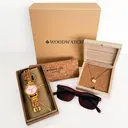 Make this holiday season unforgettable with the WoodWatch Holiday Gift Box.