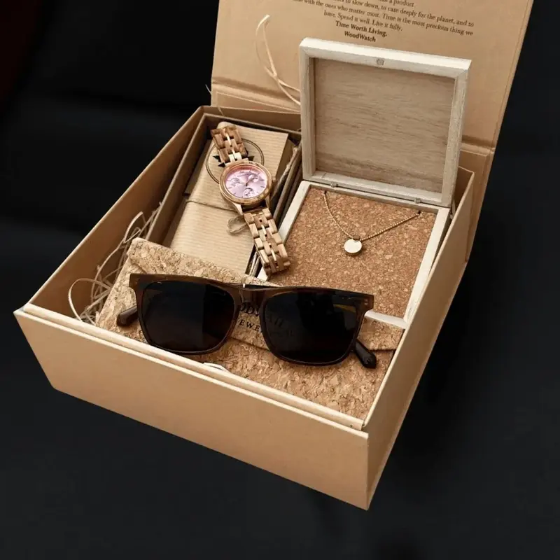 Make this holiday season unforgettable with the WoodWatch Holiday Gift Box.