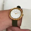 Make time more meaningful together with the WoodWatch Couple Bundle. A thoughtfully curated set designed for two - featuring matching watches and sunglasses for him and her, crafted from natural materials and finished with timeless detail.