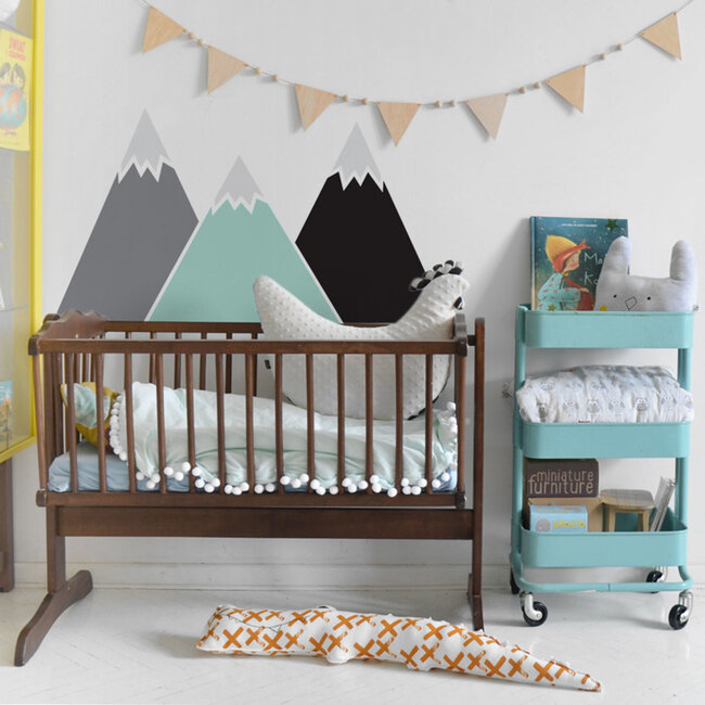 Dekornik Muurstickers Kinderkamer Mountains Pastel Behind The Bed