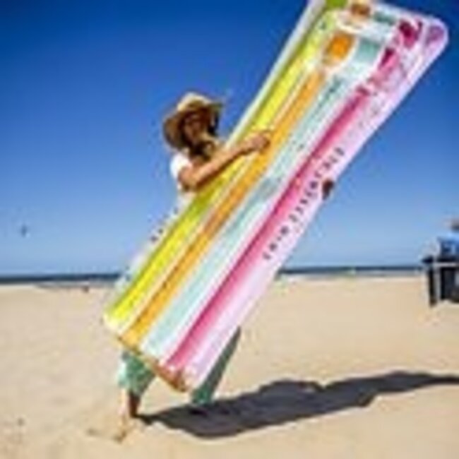 Swim Essentials Luchtbed Regenboog Swim Essentials