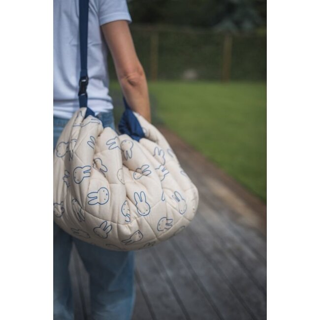 Play & Go  Play & Go Soft Baby Speelkleed en Reistas Nijntje