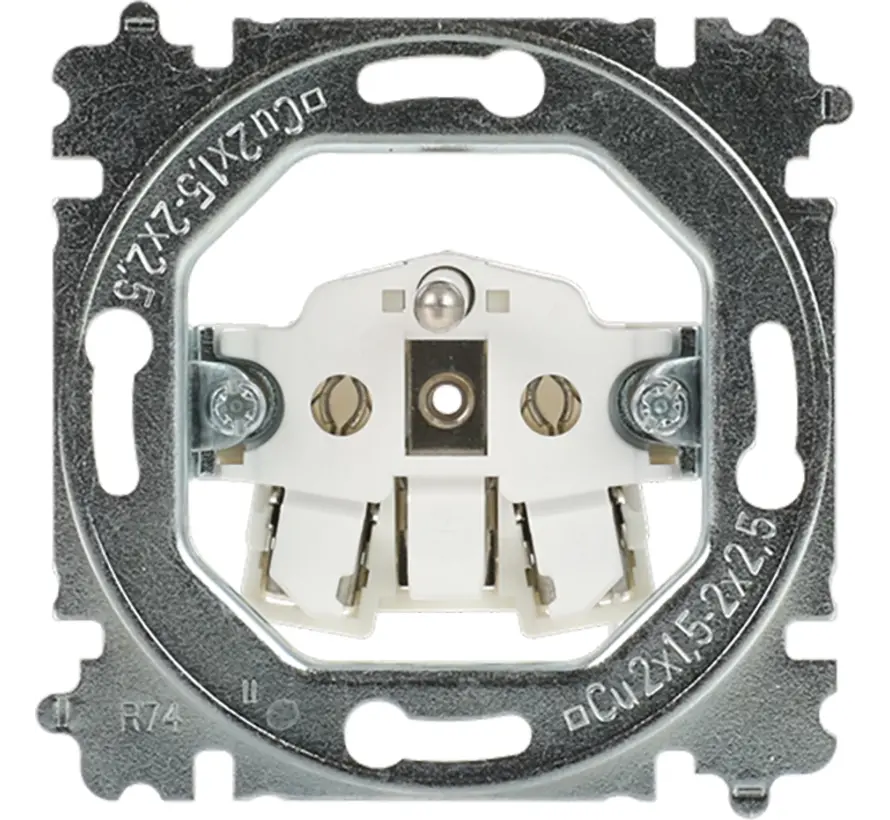 wandcontactdoos penaarde met steekklemmen 16A 250V (20 M-500-101)