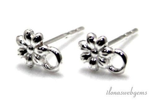 Sterling zilveren oorknopjes bloem