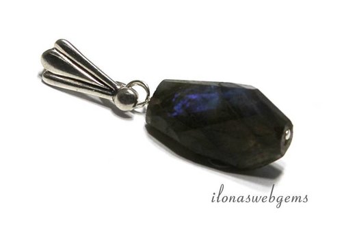 Inspiration removable hanging eye / bail