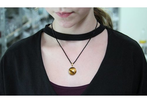 Inspiratie Ketting: Schitterende Spinel met Tijgeroog cabochon