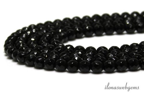 Onyx beads faceted around 6mm